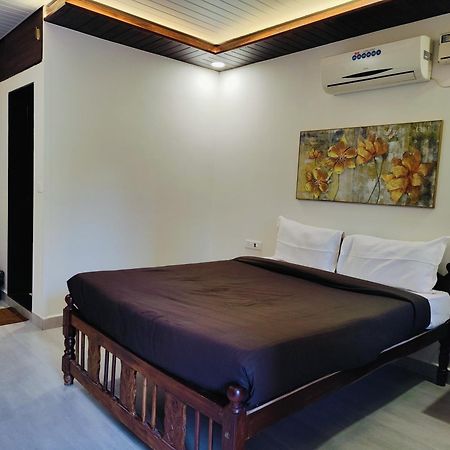Kevin'S House By Travelkrafts Hotell Anjuna Exteriör bild
